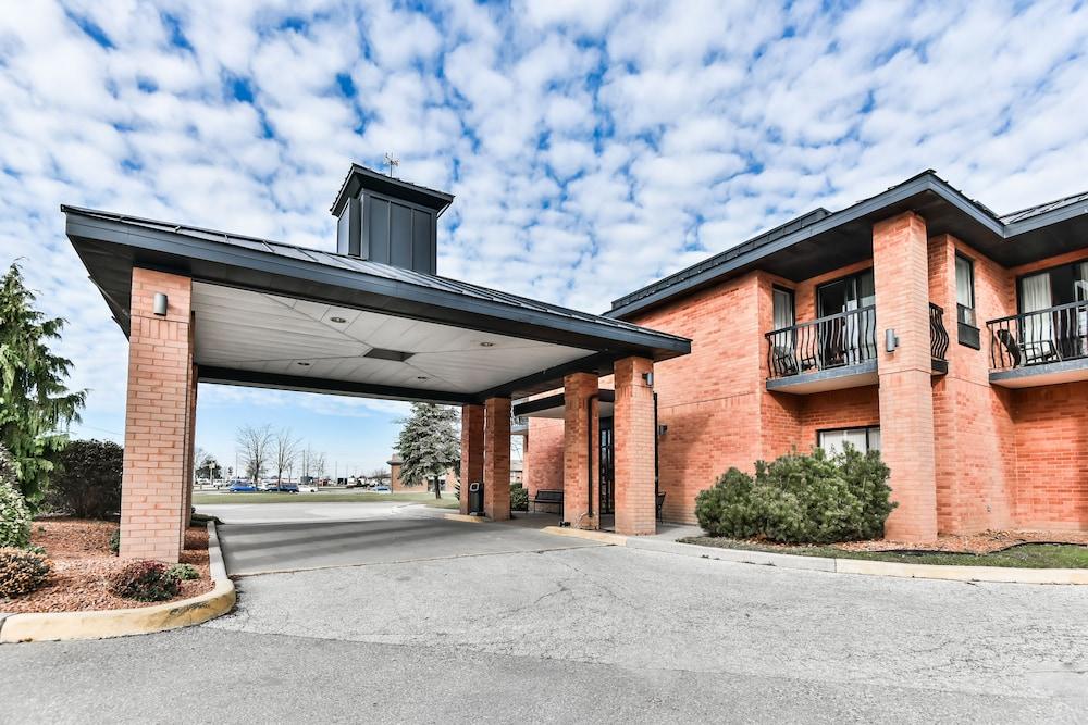 Travelodge By Wyndham Chatham Kültér fotó