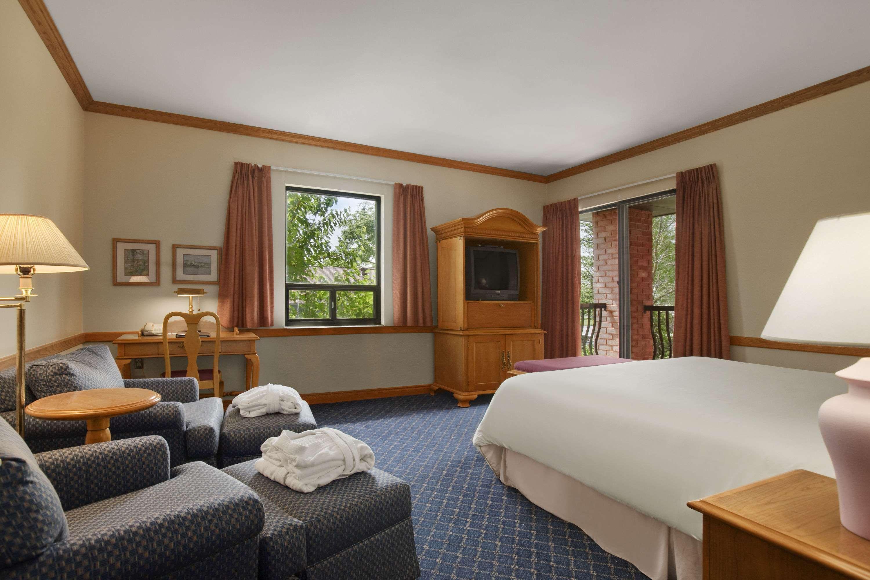 Travelodge By Wyndham Chatham Kültér fotó